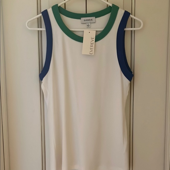 Evereve Tops - Evereve White and Green Tank Top Athletic Style